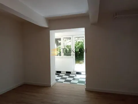 Prodaja, jednosoban stan, 36m², Stari grad, Novi Sad - image 3