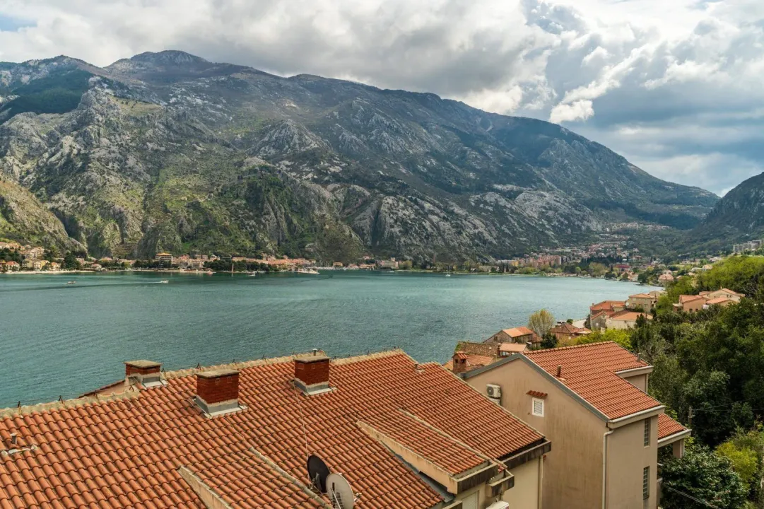 Sale, one bedroom apartment, 44m², Muo, Kotor