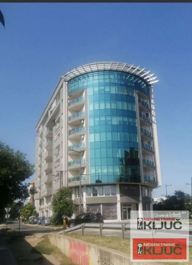 Rent, two bedroom apartment, 55m², Bulevar patrijarha Pavla, Novi Sad Sve Podlokacije
