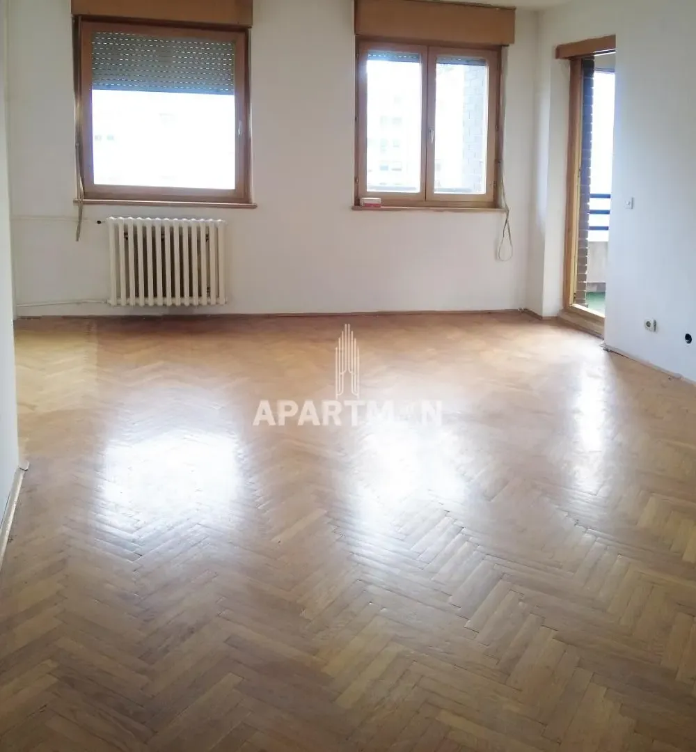 Prodaja, trosoban stan, 96m², Čukarička Padina, Beograd
