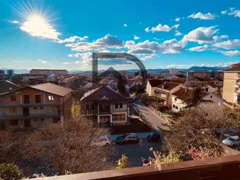 Izdavanje, jednosoban stan, 45m², Stari Aerodrom, Podgorica - image 7