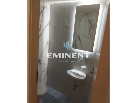 Izdavanje, trosoban stan, 75m², Čukarica, Beograd - image 12