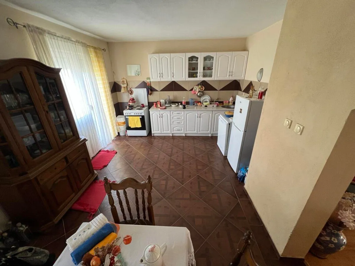 Prodaja, kuća, 375m², Donja Gorica, Podgorica
