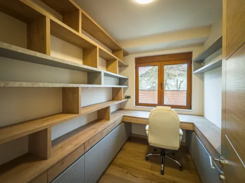 Sale, house, 330m², Centar, Kolašin - image 25