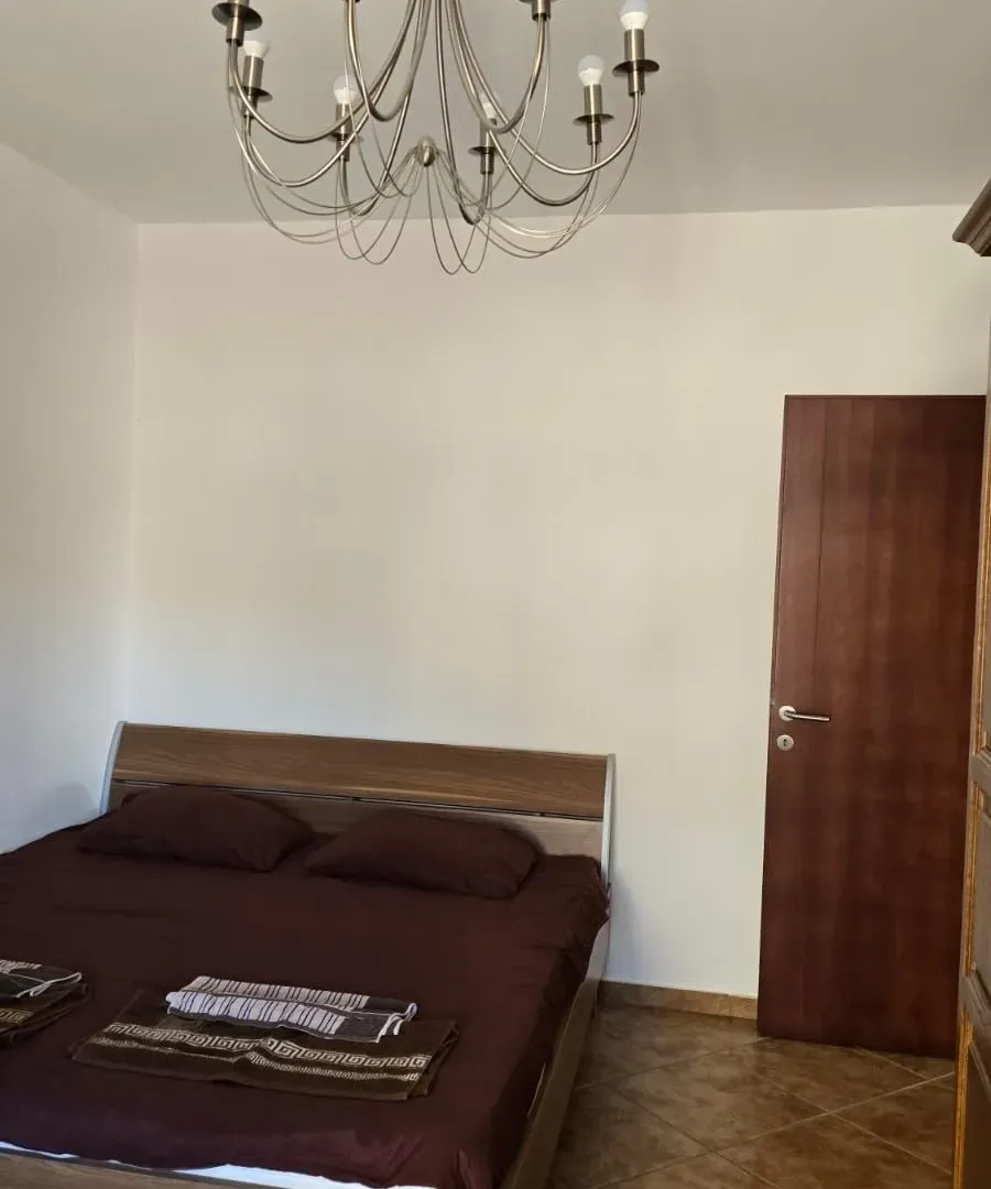 Prodaja, dvosoban stan, 93m², Buljarica, Budva