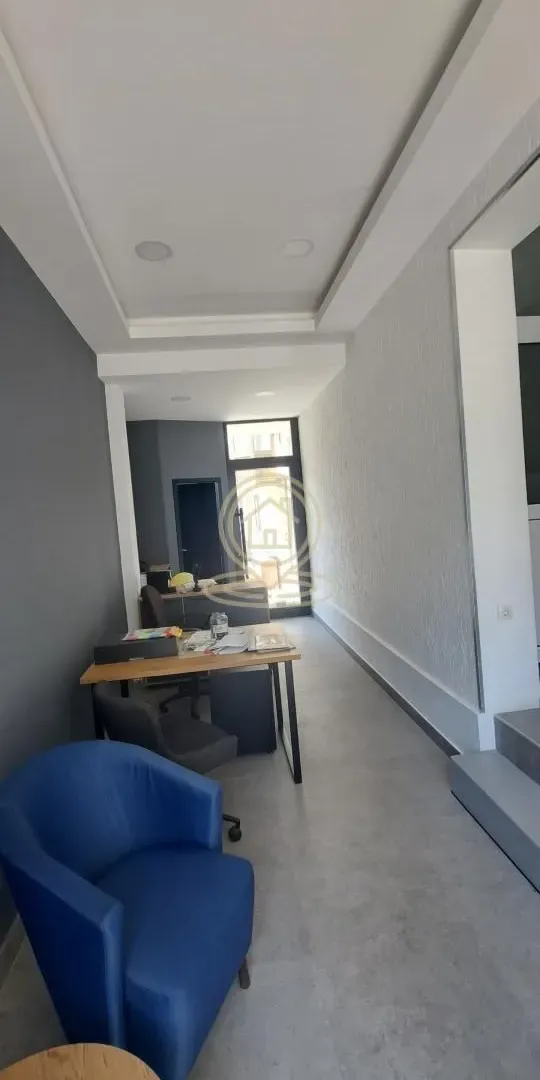 Rent, office space, 570m², Centar, Kragujevac