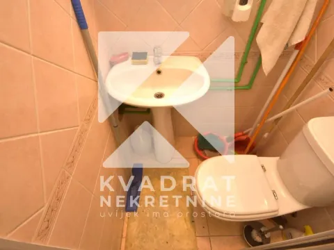 Rent, office space, 63m², Centar, Podgorica - image 8