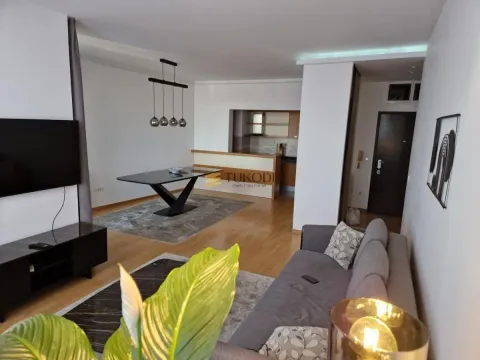 Izdavanje, trosoban stan, 85m², Stari Grad, Beograd - image 8