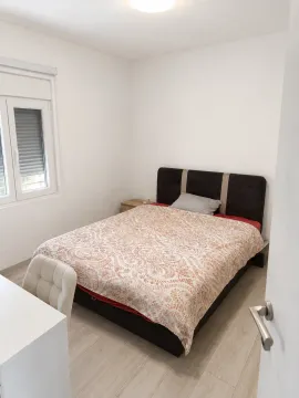 Izdavanje, kuća, 100m², Golubovci, Podgorica - image 7