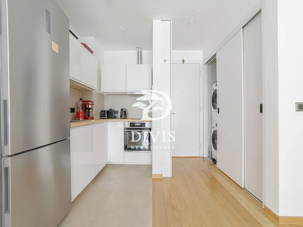 Prodaja, trosoban stan, 78m², Stari Grad, Beograd