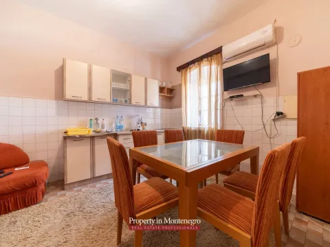 Prodaja, jednosoban stan, 42m², Perast, Kotor - image 8