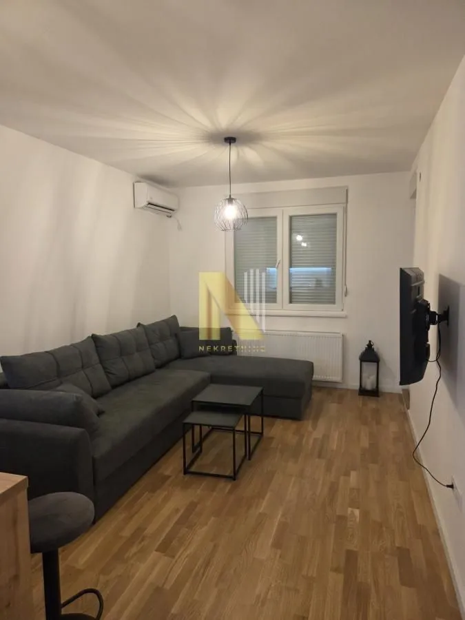 Izdavanje, dvosoban stan, 42m², Podbara, Novi Sad Sve Podlokacije