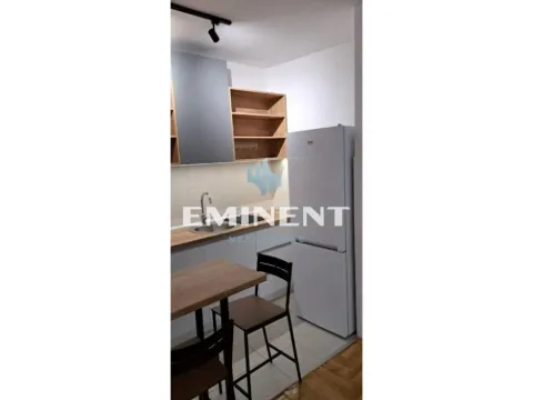 Izdavanje, dvosoban stan, 40m², Kalenić Pijaca, Vračar Sve Podlokacije - image 8