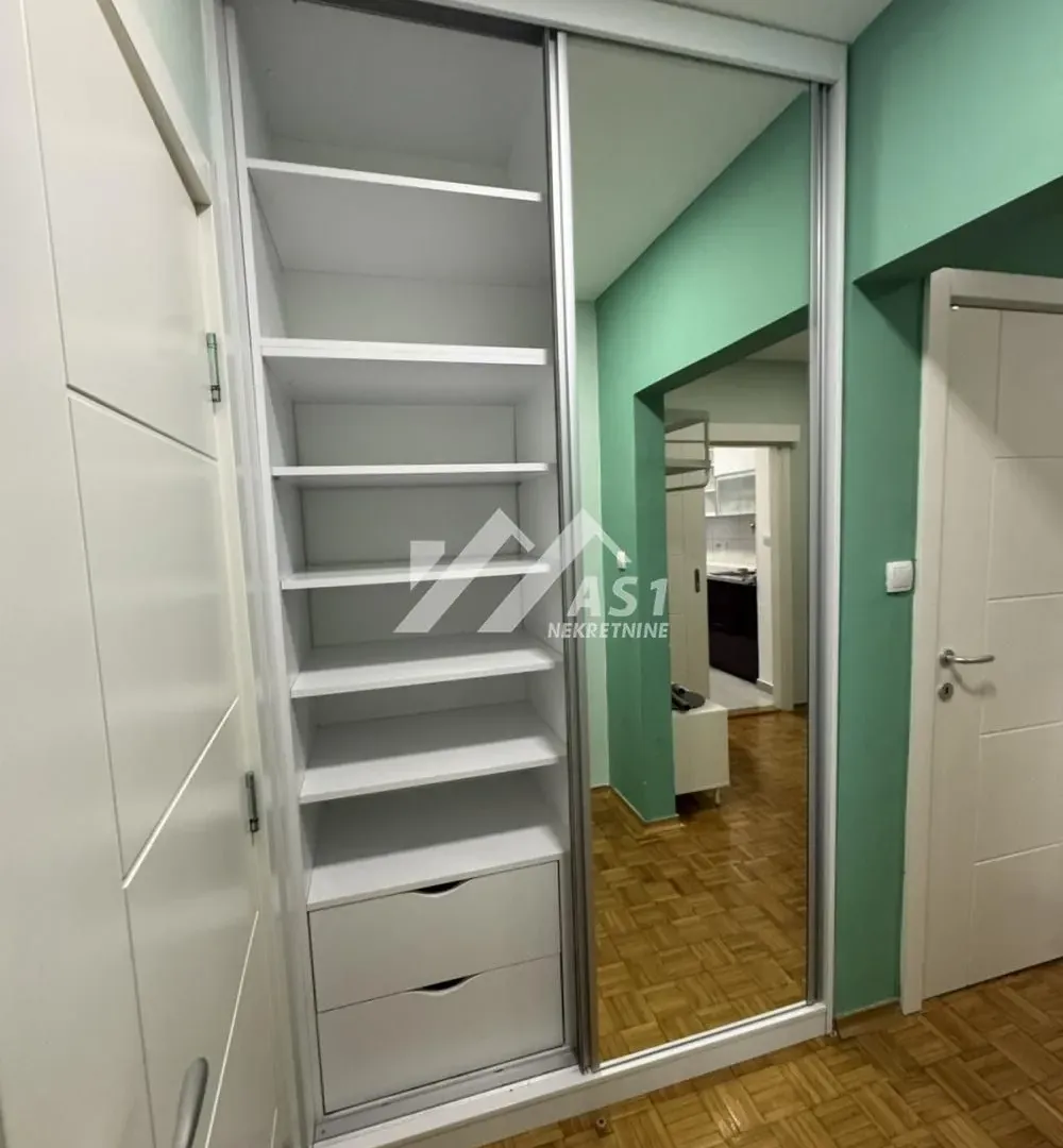 Izdavanje, dvosoban stan, 65m², Liman 3, Novi Sad Sve Podlokacije