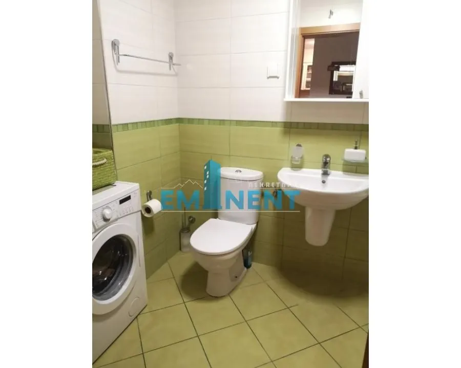 Rent, three bedroom apartment, 72m², Đeram Pijaca, Beograd