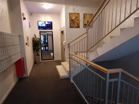 Rent, one bedroom apartment, 45m², City Kej, Podgorica - image 6