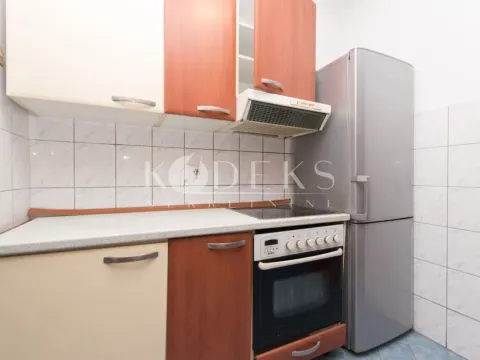 Izdavanje, dvosoban stan, 76m², Stari Aerodrom, Podgorica - image 8