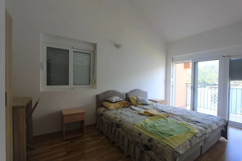 Prodaja, kuća, 170m², Lepetani, Tivat