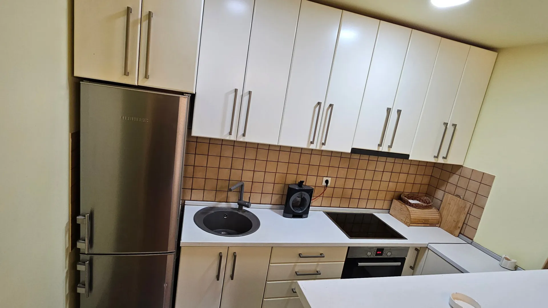 Izdavanje, trosoban stan, 65m², Nova Pazova, Stara Pazova