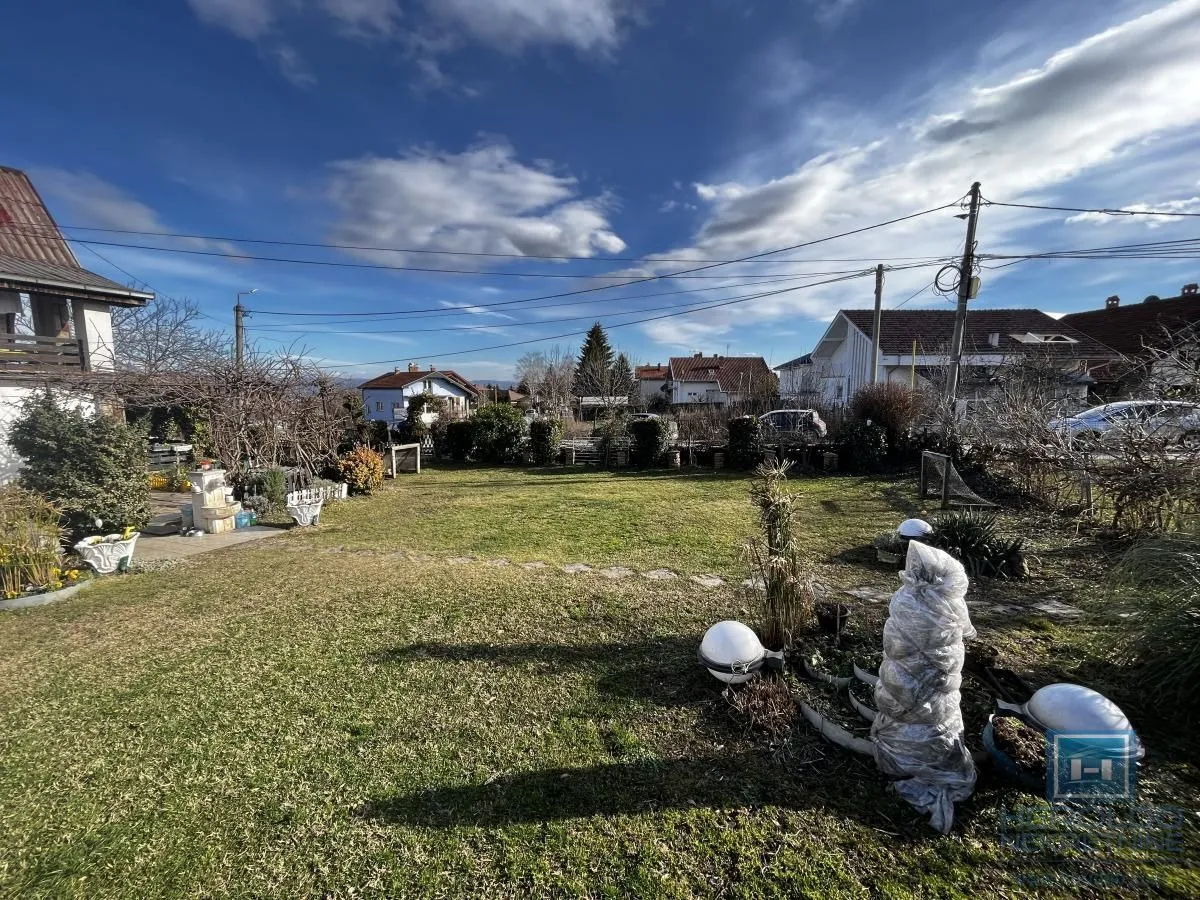Prodaja, kuća, 218m², Budžino brdo, Jagodina