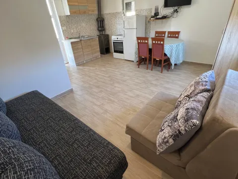 Rent, studio apartment, 25m², Bjeliši, Bar - image 4