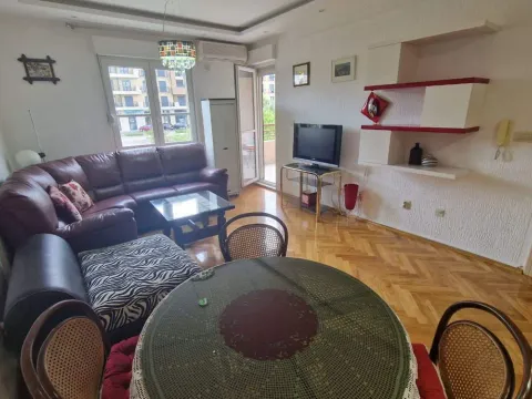 Izdavanje, jednosoban stan, 43m², Podgorica, Crna Gora - image 5