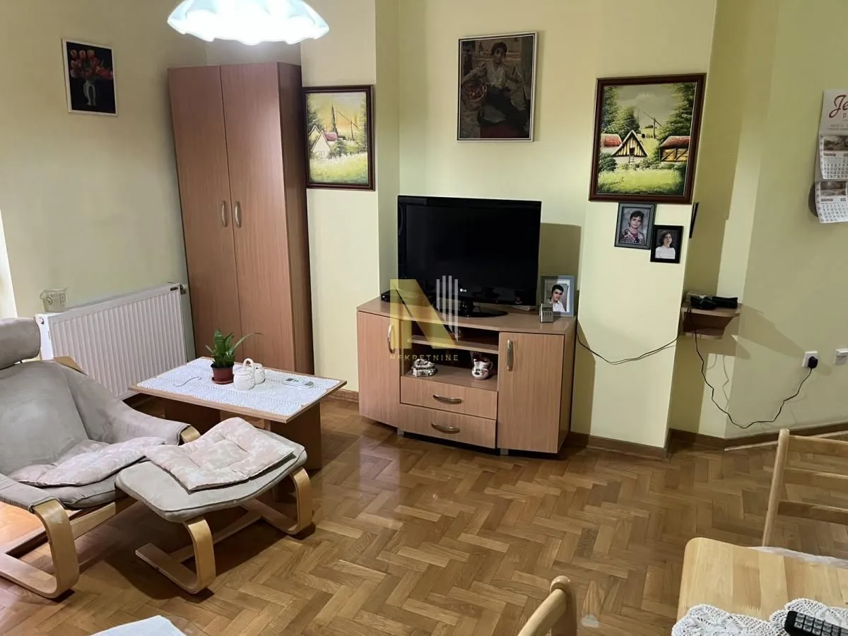Izdavanje, jednosoban stan, 45m², Centar, Novi Sad