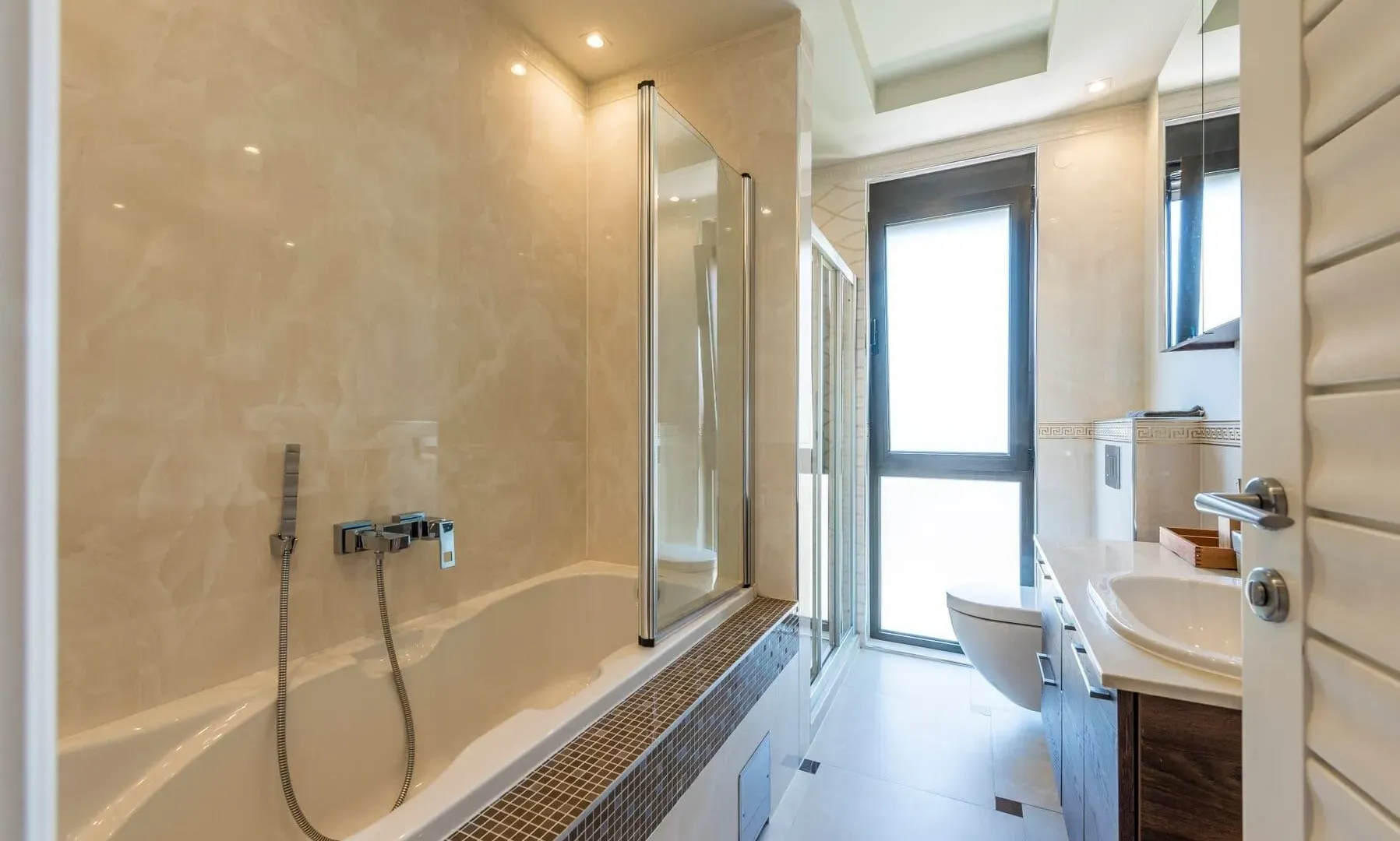 Sale, three bedroom apartment, 200m², Podgorica, Crna Gora