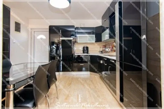 Prodaja, dvosoban stan, 85m², Igalo, Herceg Novi