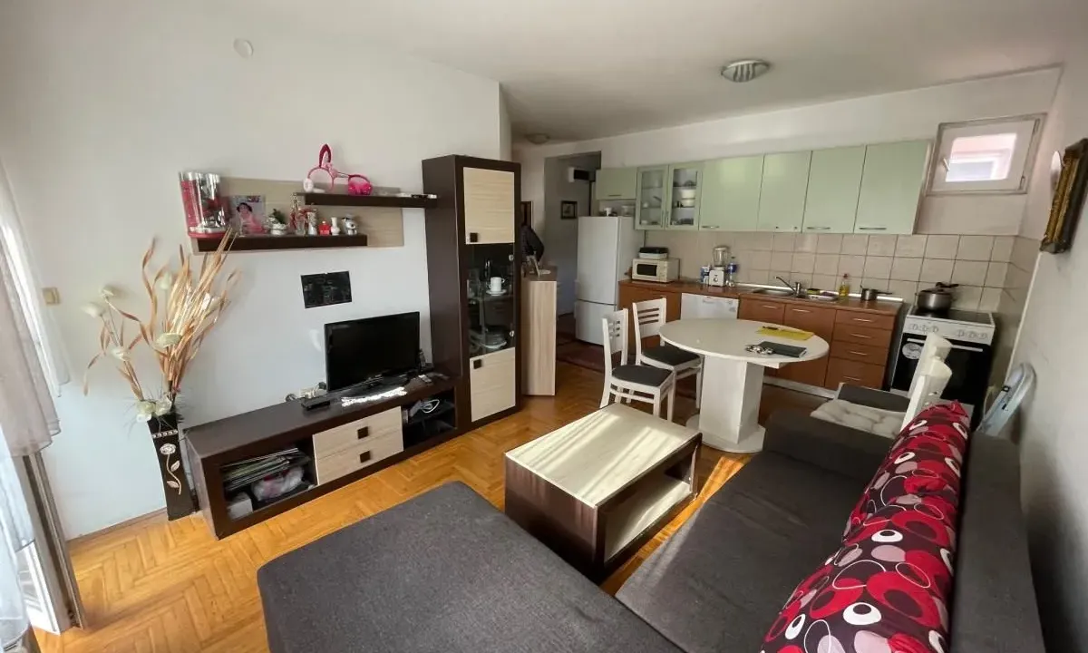 Sale, three bedroom apartment, 81m², Petrovaradin, Novi Sad