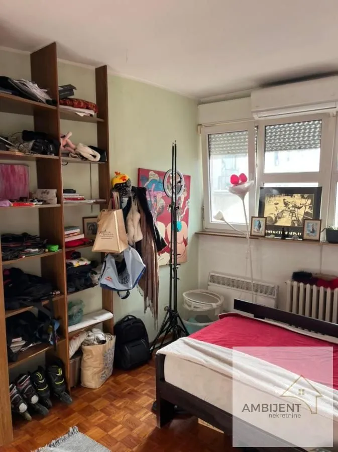 Prodaja, trosoban stan, 57m², Stari Grad, Beograd
