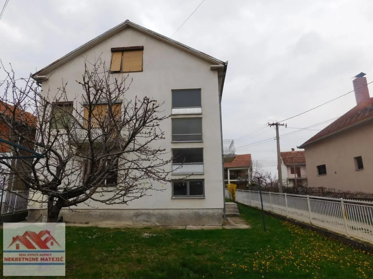 Prodaja, kuća, 200m², Stanovo, Kragujevac