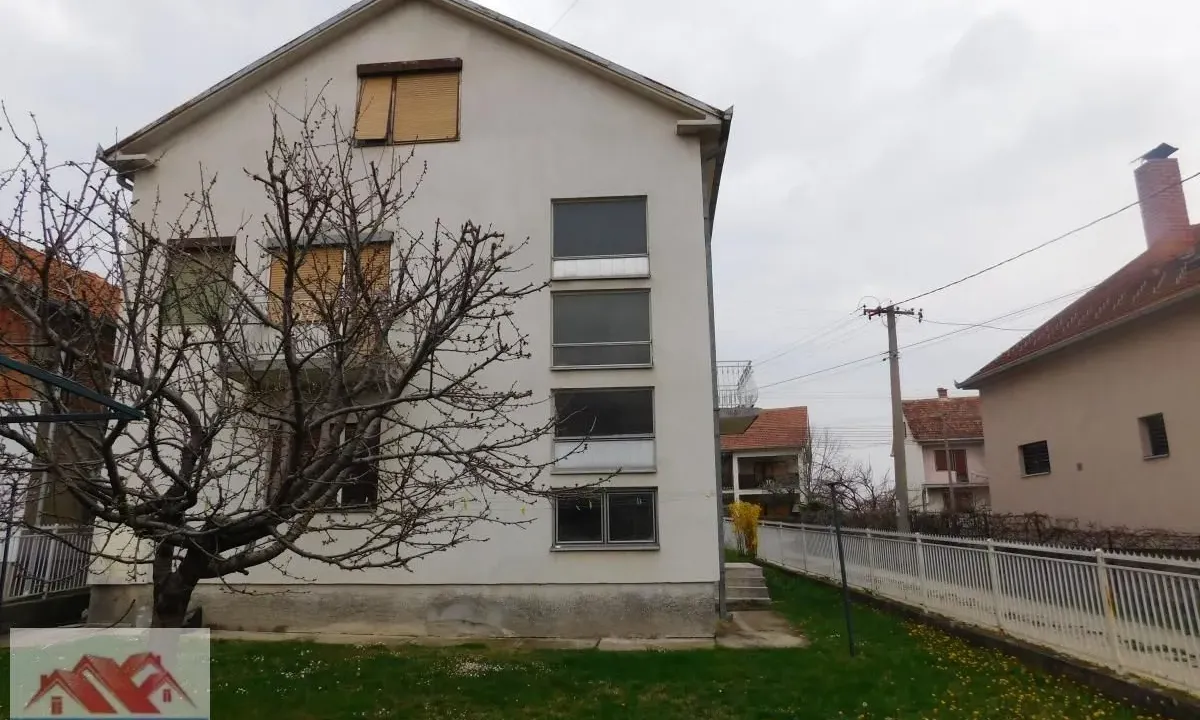 Sale, house, 200m², Stanovo, Kragujevac