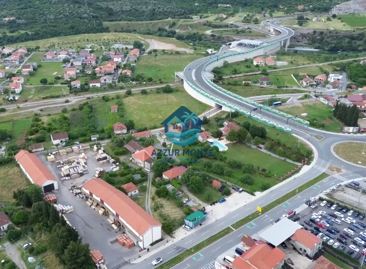 Prodaja, plac, 980m², Zlatica, Podgorica