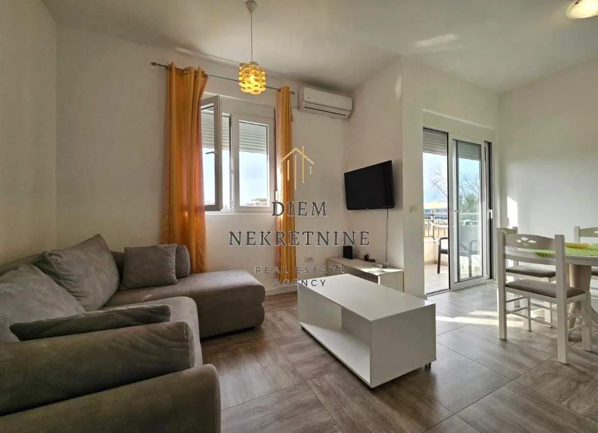 Izdavanje, jednosoban stan, 49m², Šušanj, Bar