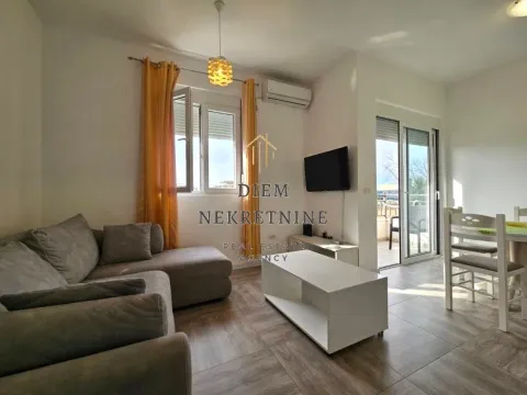 Rent, one bedroom apartment, 49m², Šušanj, Bar - image 6