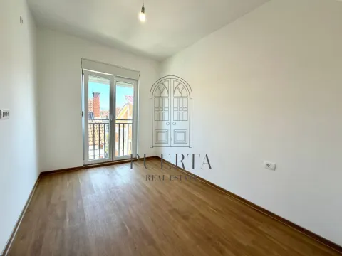 Rent, two bedroom apartment, 60m², Zelenika, Podgorica - image 7