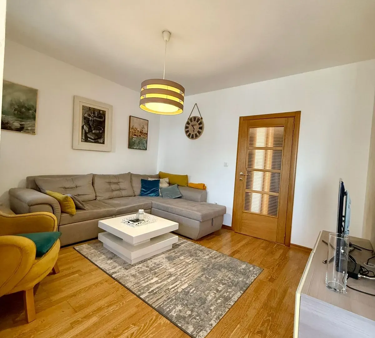 Rent, one bedroom apartment, 47m², Blok 9, Podgorica