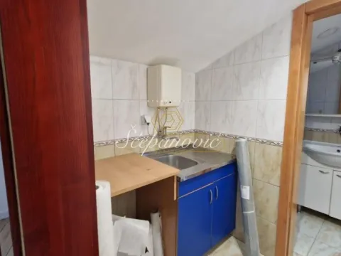 Rent, office space, 92m², Centar, Novi Sad - image 9