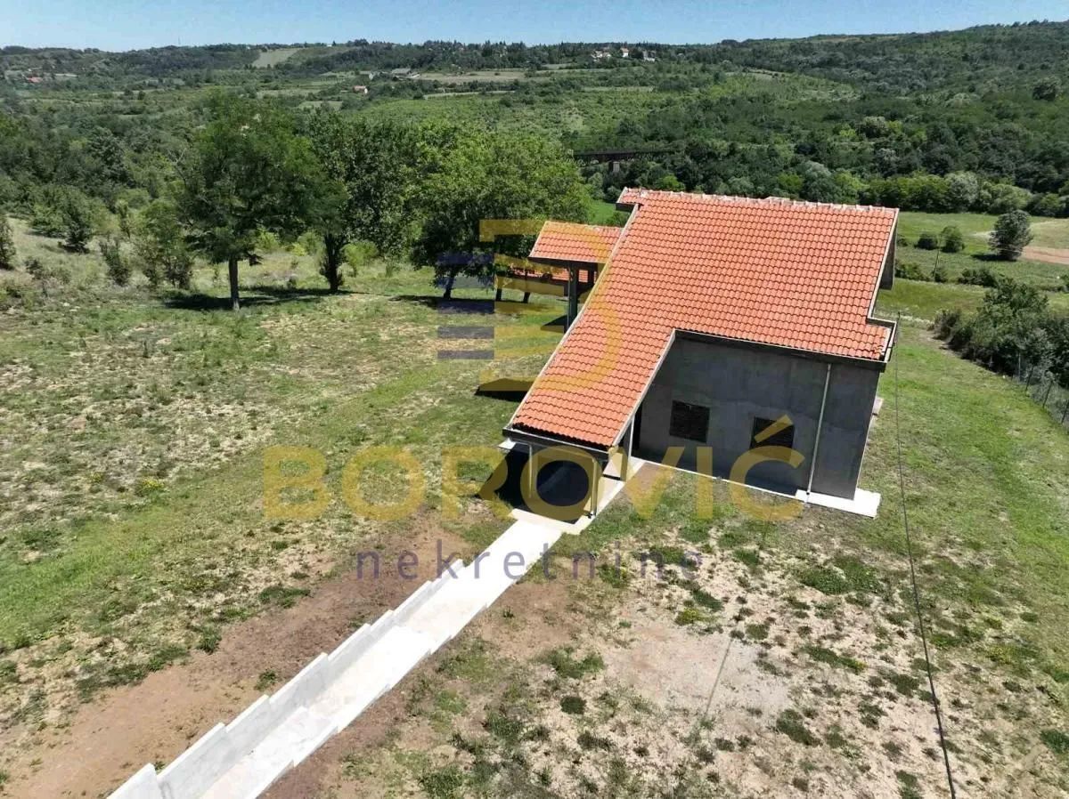 Prodaja, kuća, 204m², Voždovac Sve Podlokacije, Beograd