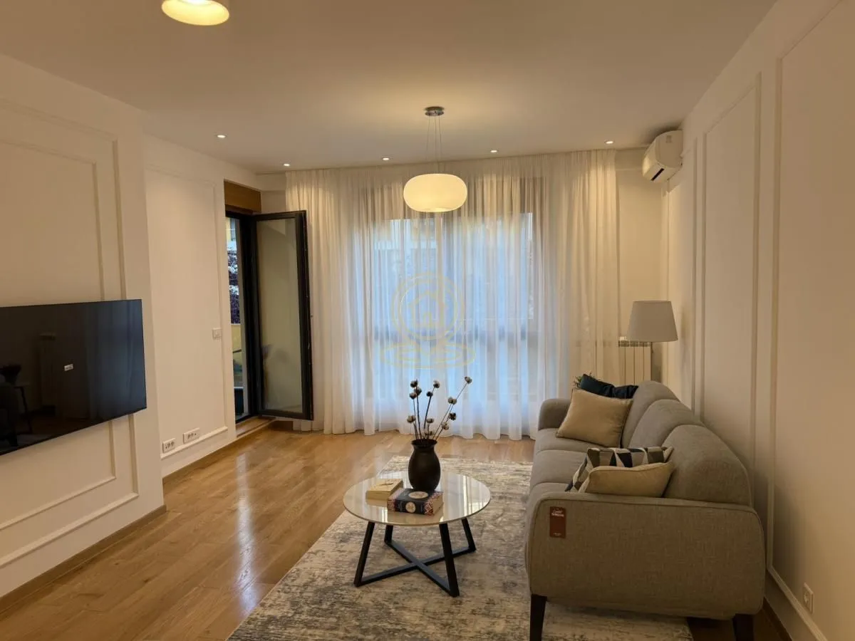 Rent, two bedroom apartment, 55m², Palilula Sve Podlokacije, Beograd