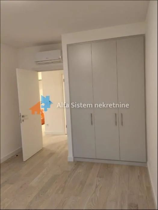 Rent, two bedroom apartment, 55m², Savski Venac, Beograd