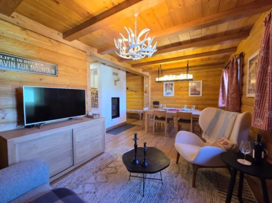 Sale, house, 160m², Centar, Žabljak