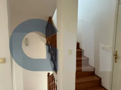 Izdavanje, stan, 176m², Autokomanda, Voždovac Sve Podlokacije - image 7