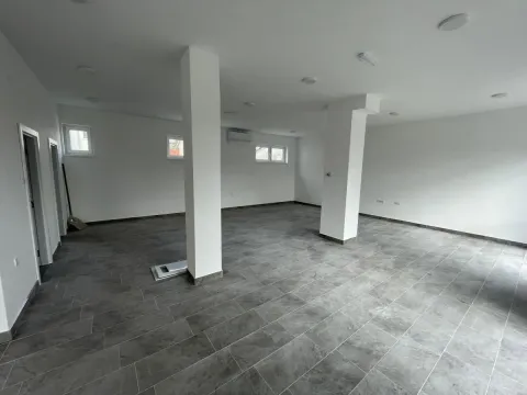 Rent, office space, 286m², Telep, Novi Sad Sve Podlokacije - image 5