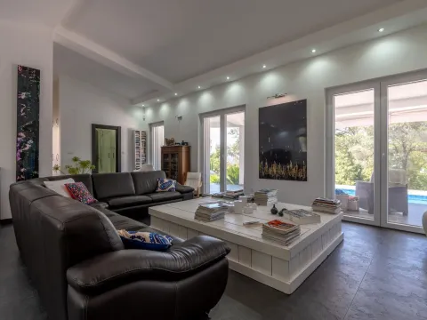 Prodaja, kuća, 239m², Tivat, Crna Gora - image 2