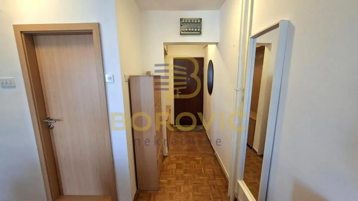 Rent, two bedroom apartment, 65m², Stari Grad, Beograd