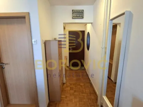 Rent, two bedroom apartment, 65m², Stari Grad, Beograd - image 6
