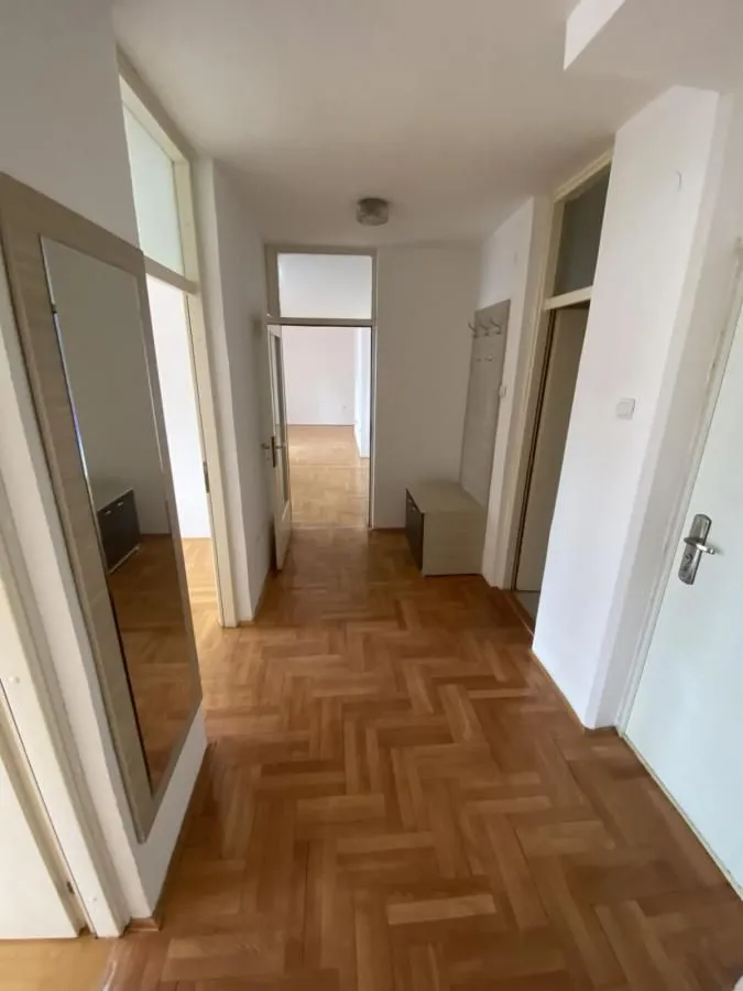 Izdavanje, dvosoban stan, 73m², Crveni Pevac, Niš