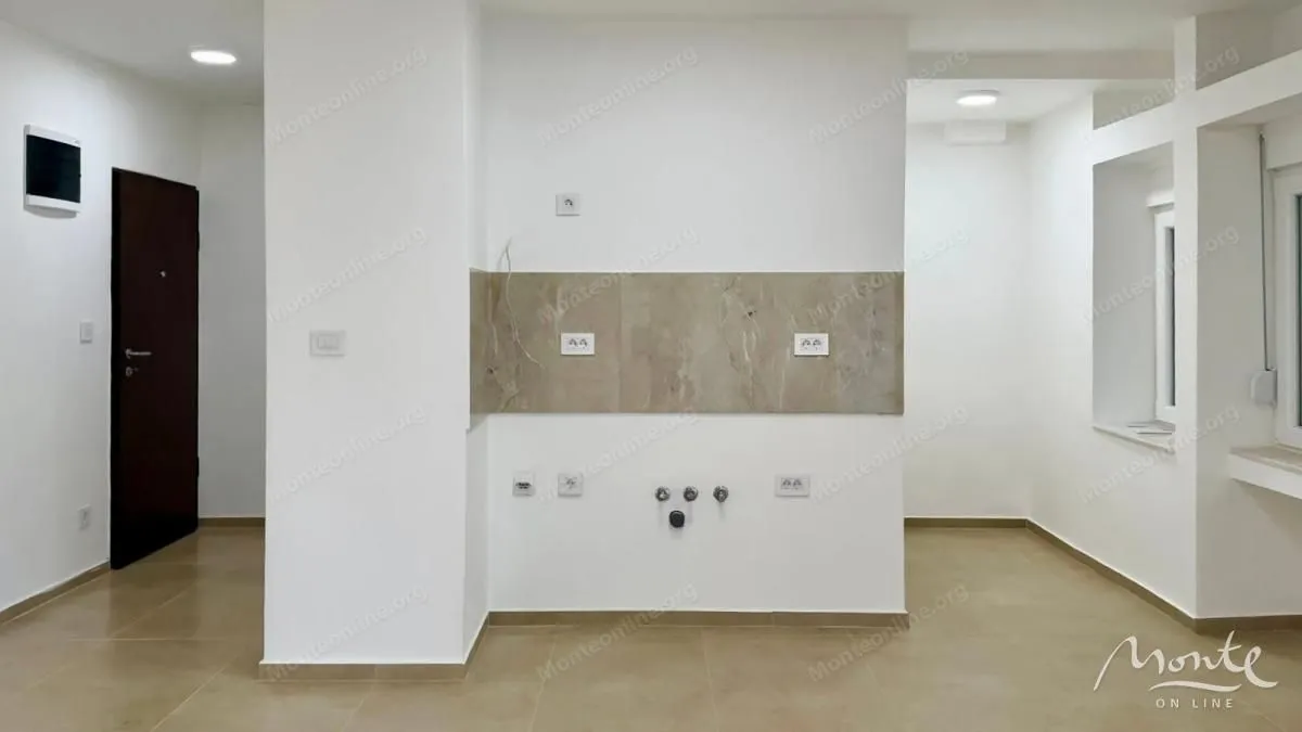 Prodaja, jednosoban stan, 58m², Preko Morače, Podgorica